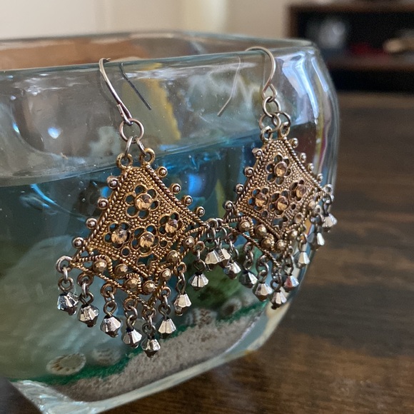 Beautiful earrings - Picture 3 of 4